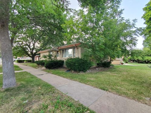 7100 Hope Ave, Milwaukee WI 53216-1058 exterior