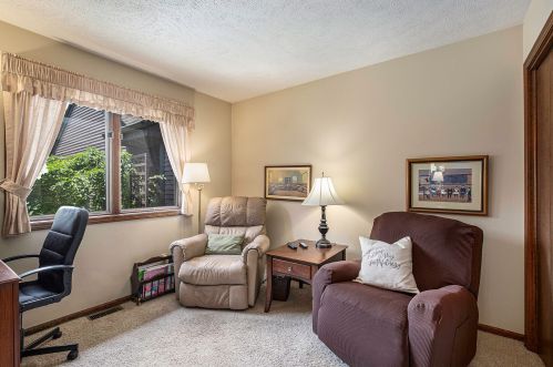 4177 Indian Spg Dr, Wyoming MI exterior