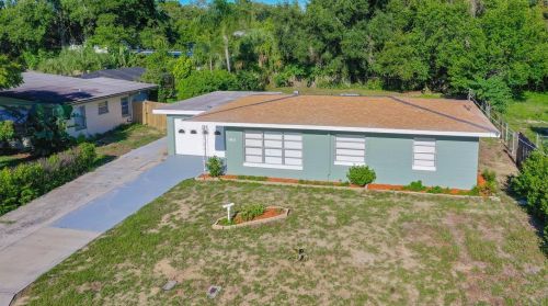 8728 Beverly Dr, Tampa, FL 33617-6112