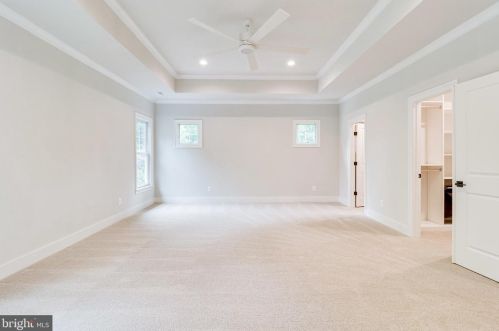 6208 Kellogg Dr, Mc Lean VA  22101-3121 exterior