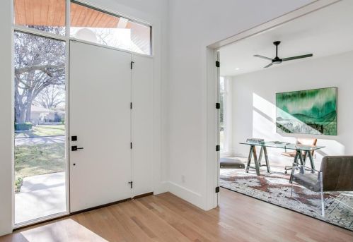 6811 Blessing Dr, Dallas TX 75214-2547 exterior