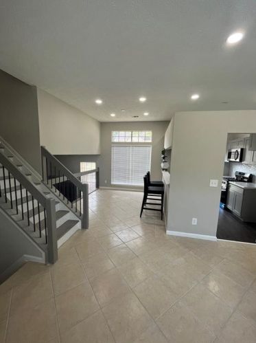 6593 Eastbriar Dr, Lithonia, GA 30058-8944