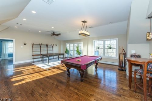 752 Ridge Road Ter, Kinnelon NJ  07405-2132 exterior