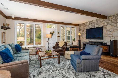 28 Huntleigh Wood, Saint Louis MO 63131-4814 exterior