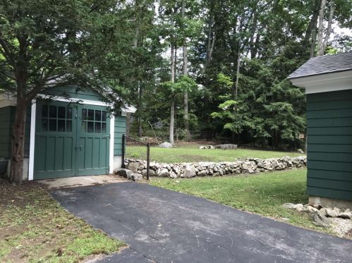 50 Ridge Rd, Concord NH  03301-3021 exterior