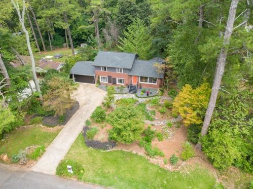 3904 Gladney Dr, Atlanta GA  30340-4618 exterior