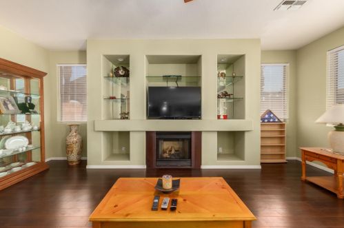 1773 San Carlos Pl, Chandler AZ 85249-2027 exterior