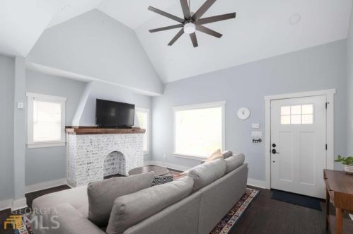 1788 Melrose Dr, Atlanta GA  30310-4509 exterior