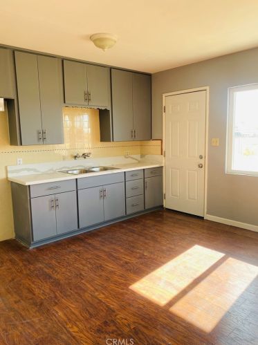 1723 Melody Ln, Bakersfield CA 93308-2224 exterior