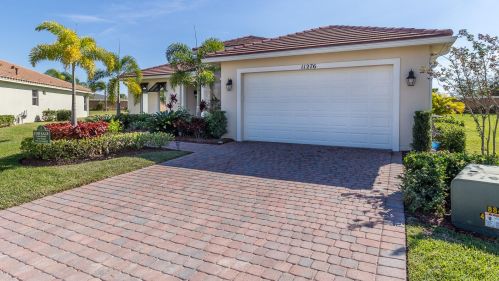 11276 Apple Blossom Trl, Fort Pierce, FL 34987-2455