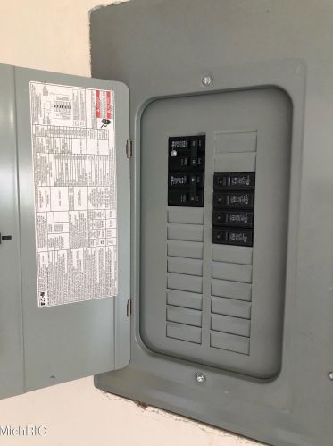 3111 Macarthur Rd, Meskegon MI  49442-1538 exterior