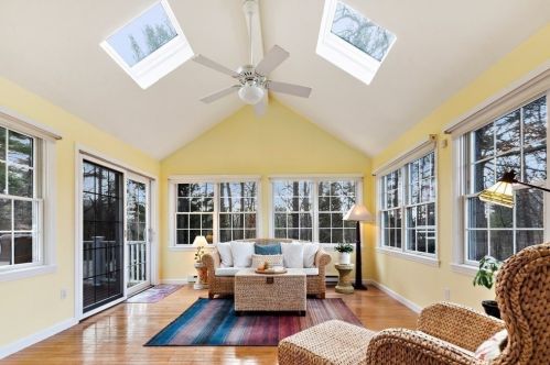 181 Johnny Cake St, North Andover MA 01845-5613 exterior