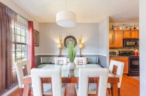 1510 Bayrose Cir, Atlanta GA 30344-8201 exterior