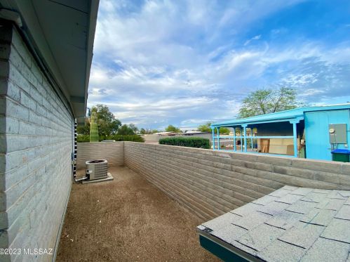 3017 Shumaker Dr, Tucson AZ  85741-3636 exterior
