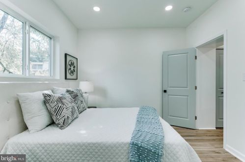 4207 Eads St, Washington DC 20019-3440 exterior