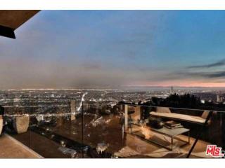 8506 Magnolia Dr, Los Angeles, CA 90046-1934