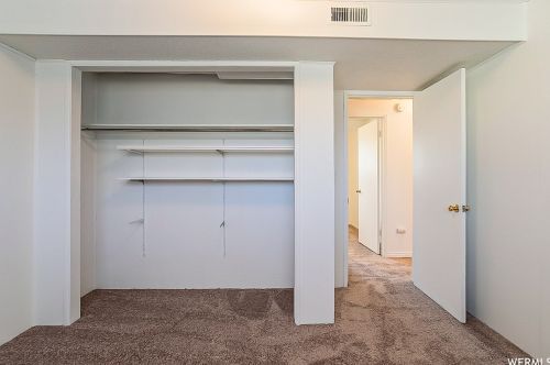 8146 Bryce Dr, Sandy UT 84070-0457 exterior