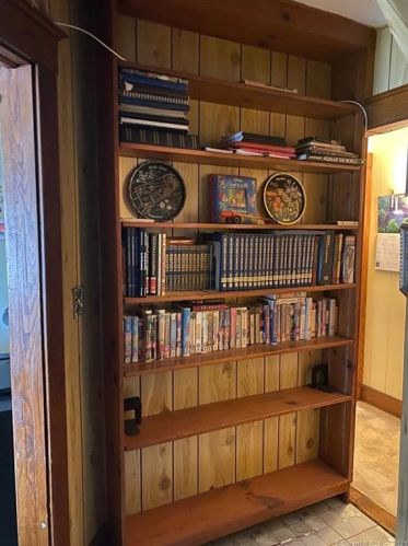 58 Newington Ave, New Britain CT 06051-2116 exterior