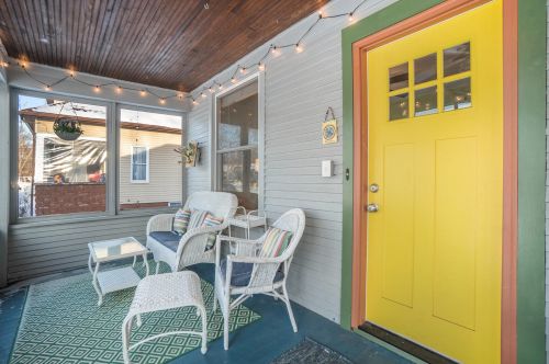 1325 Palmer Ave, Meskegon MI  49441-1732 exterior