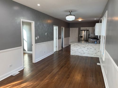 654 87 Pl, Chicago IL 60619-6810 exterior