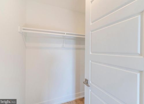 2304 9th St, Philadelphia PA  19148-3727 exterior