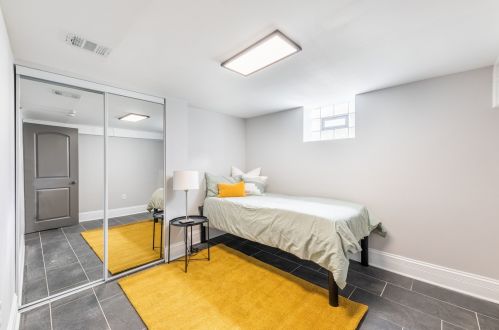 2500 11 Ave, Broadview IL 60155-4814 exterior