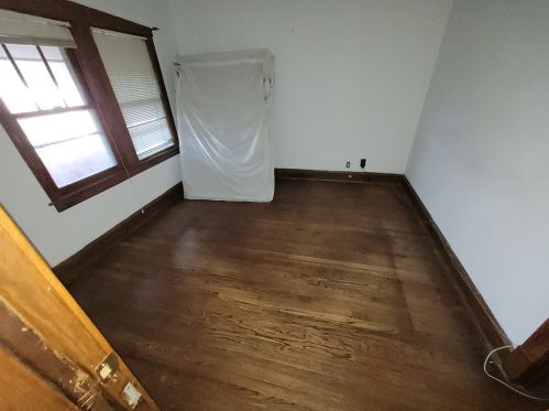 1449 Parkside Ave, Chicago IL 60651-1154 exterior