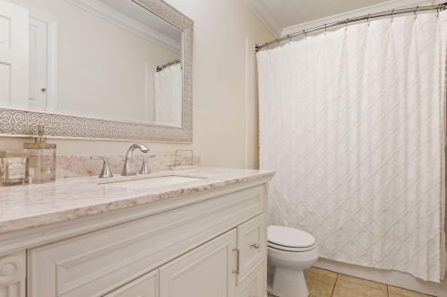 8932 Hunters Trl, Saint Paul MN  55125-9182 exterior