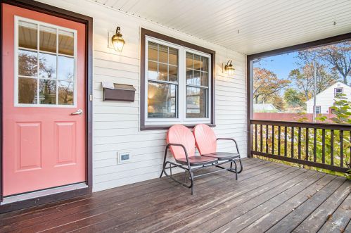 2464 Cutler Ave, Meskegon MI  49441-1274 exterior