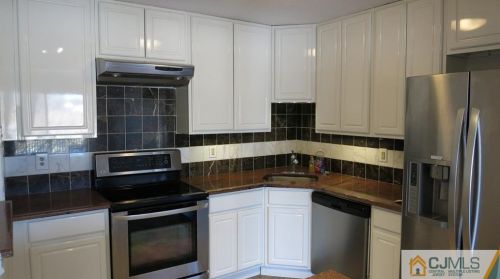 363 Lancaster Ct, Piscataway NJ  08854-6224 exterior