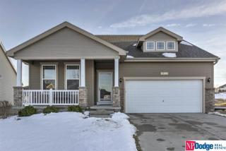 17105 Colony Dr, Omaha, NE 68136-1401