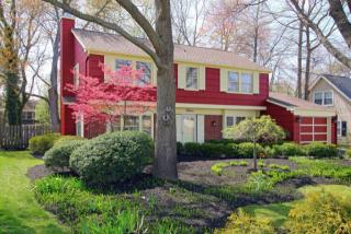 15 Overlea Ln, Matawan, NJ 07747-2108