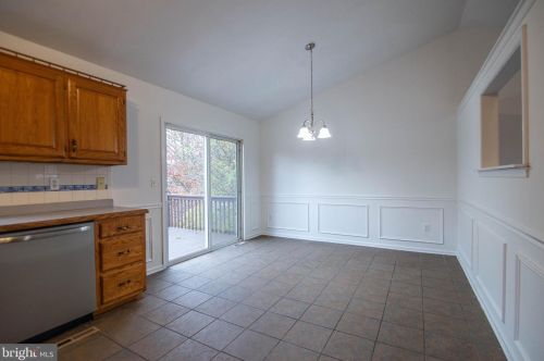 325 Columbus Ave, Littlestown PA 17340-1533 exterior