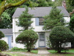 78 Larchmont Ave, Newton, MA 02468-2014