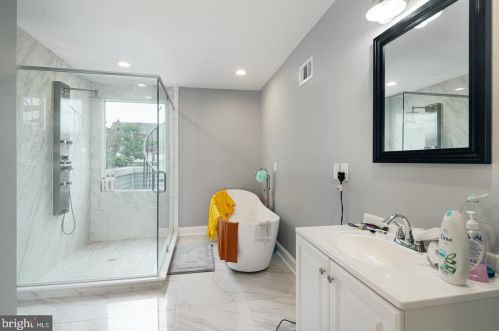 1403 29 St, Philadelphia PA 19146-3708 exterior