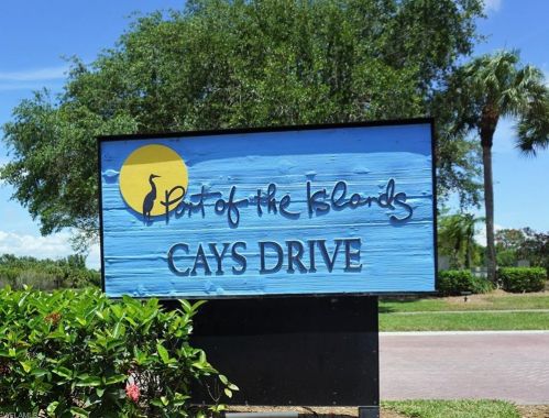 172 Cays Dr, Naples, FL 34114-9630