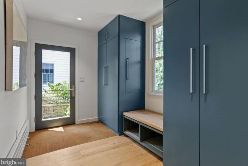 3800 Alton Pl, Washington DC  20016-2208 exterior