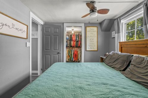 3901 86, Milwaukee WI 53222-2833 exterior