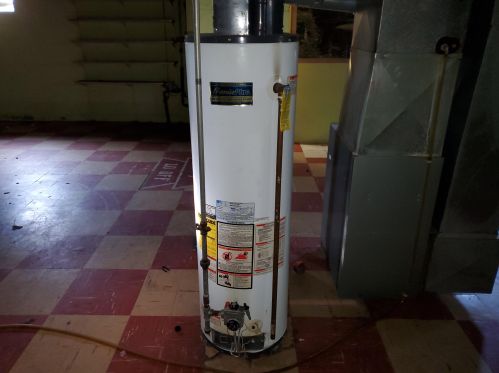 7100 Hope Ave, Milwaukee WI 53216-1058 exterior