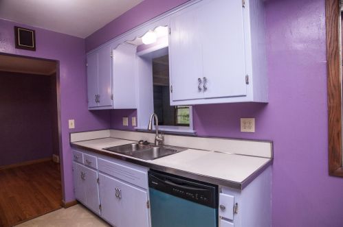 4220 86, Milwaukee WI 53222-1704 exterior