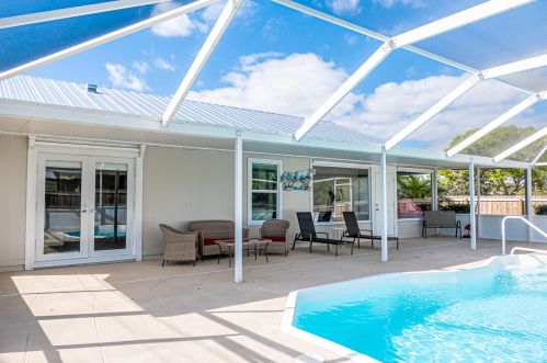 489 College Park Rd, Fort Pierce FL  34953-6224 exterior