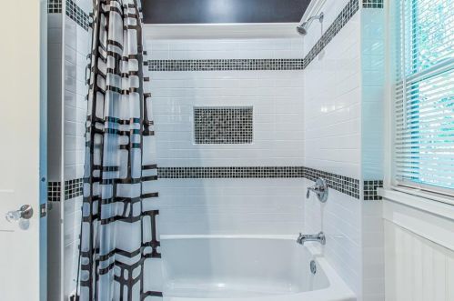 905 Cayuga St, Tampa FL 33603-4216 exterior