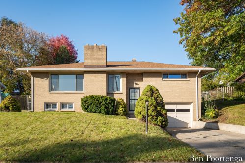 1451 Sweet St, Grand Rapids, MI 49505-5425