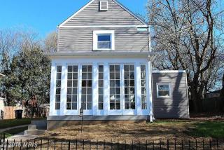 4428 Hunt Pl, Washington DC  20019-3614 exterior