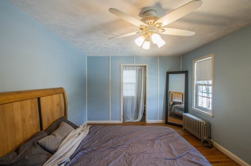 79 Deerfield St, Worcester MA 01602-4349 exterior