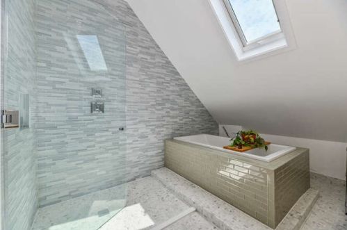 2515 Lyndale St, Chicago IL 60647-3112 exterior