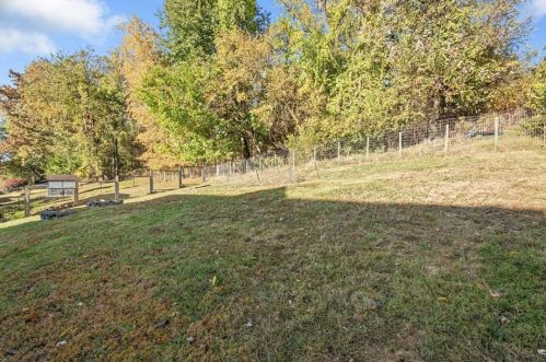 300 Shaler St, Pittsburgh PA  15211-1046 exterior