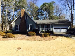 610 Spring Forest Dr, Lawrenceville GA  30043-2460 exterior