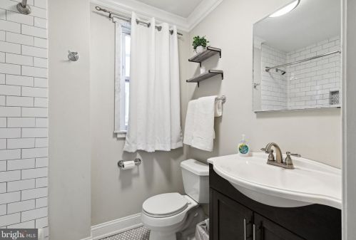 208 Mckean St, Philadelphia PA 19148-2646 exterior