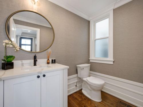 3128 Bernard St, Chicago IL  60618-6715 exterior